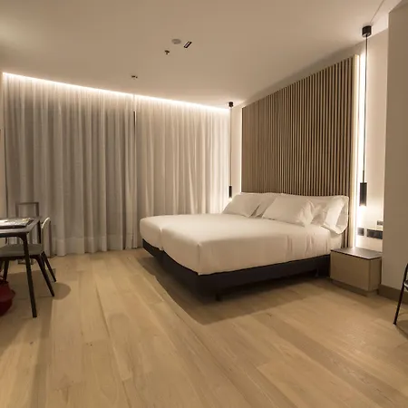 Hotel Zenit Convento San Martin 4*