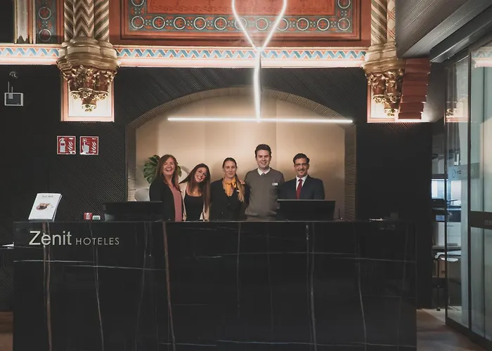 호텔 Zenit Convento San Martin 4*