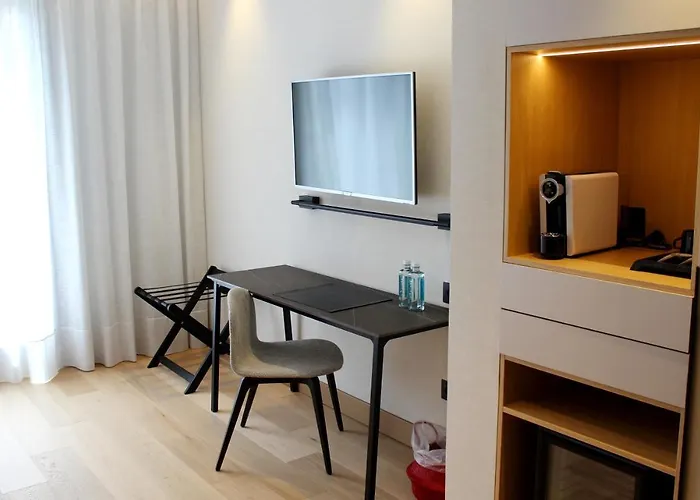 Отель Zenit Convento San Martin